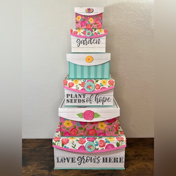 Love Grows Here Box Set (Set of 6) - Picture 2 of 10